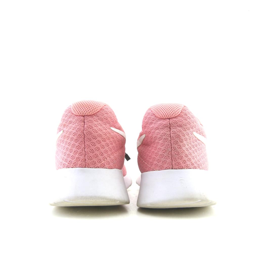 NIKE TANJUN