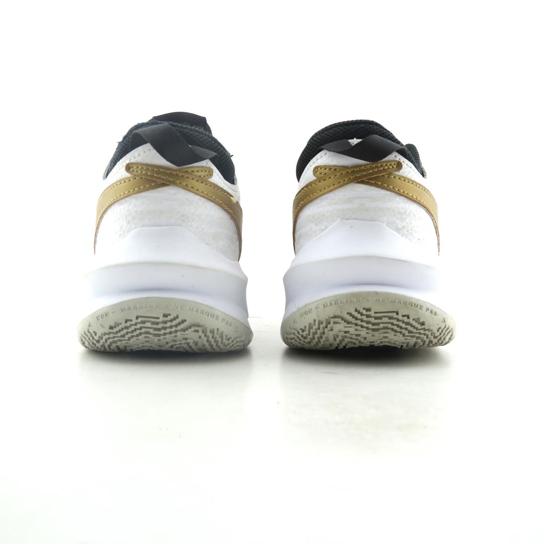 NIKE TEAM HUSTLE D 10