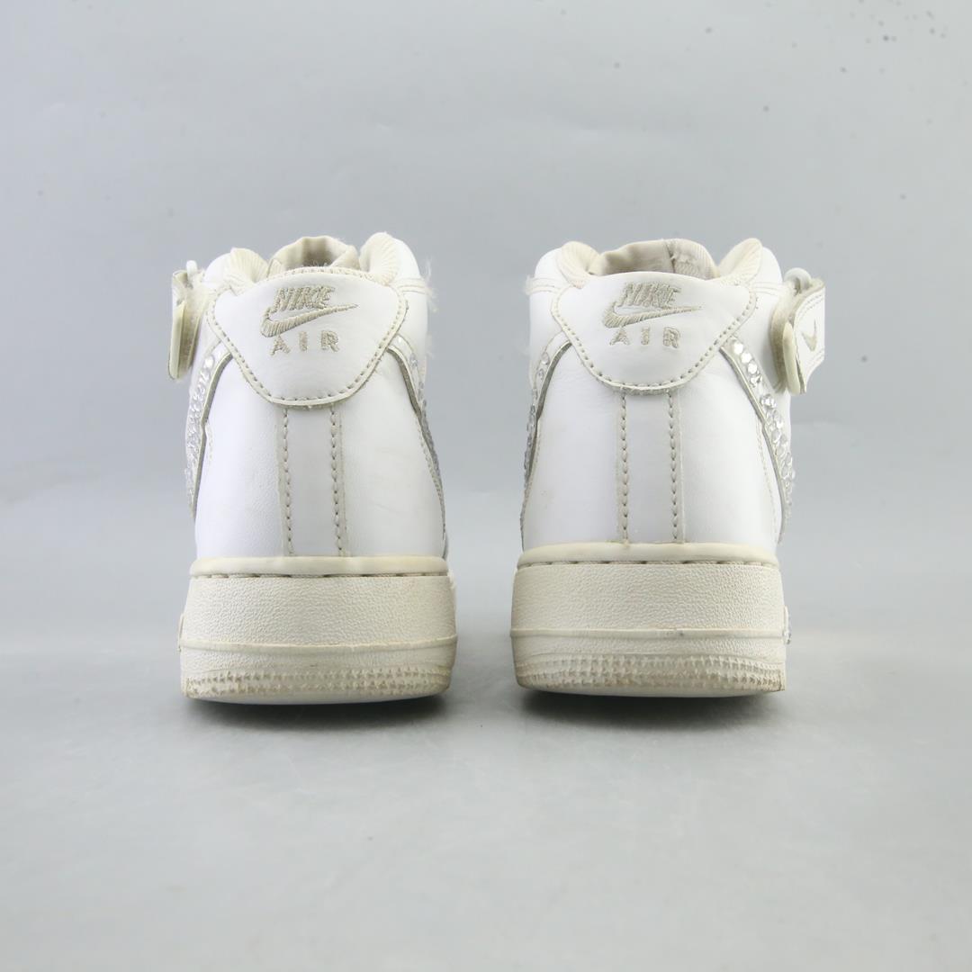 NIKE AIR FORCE 1 MID