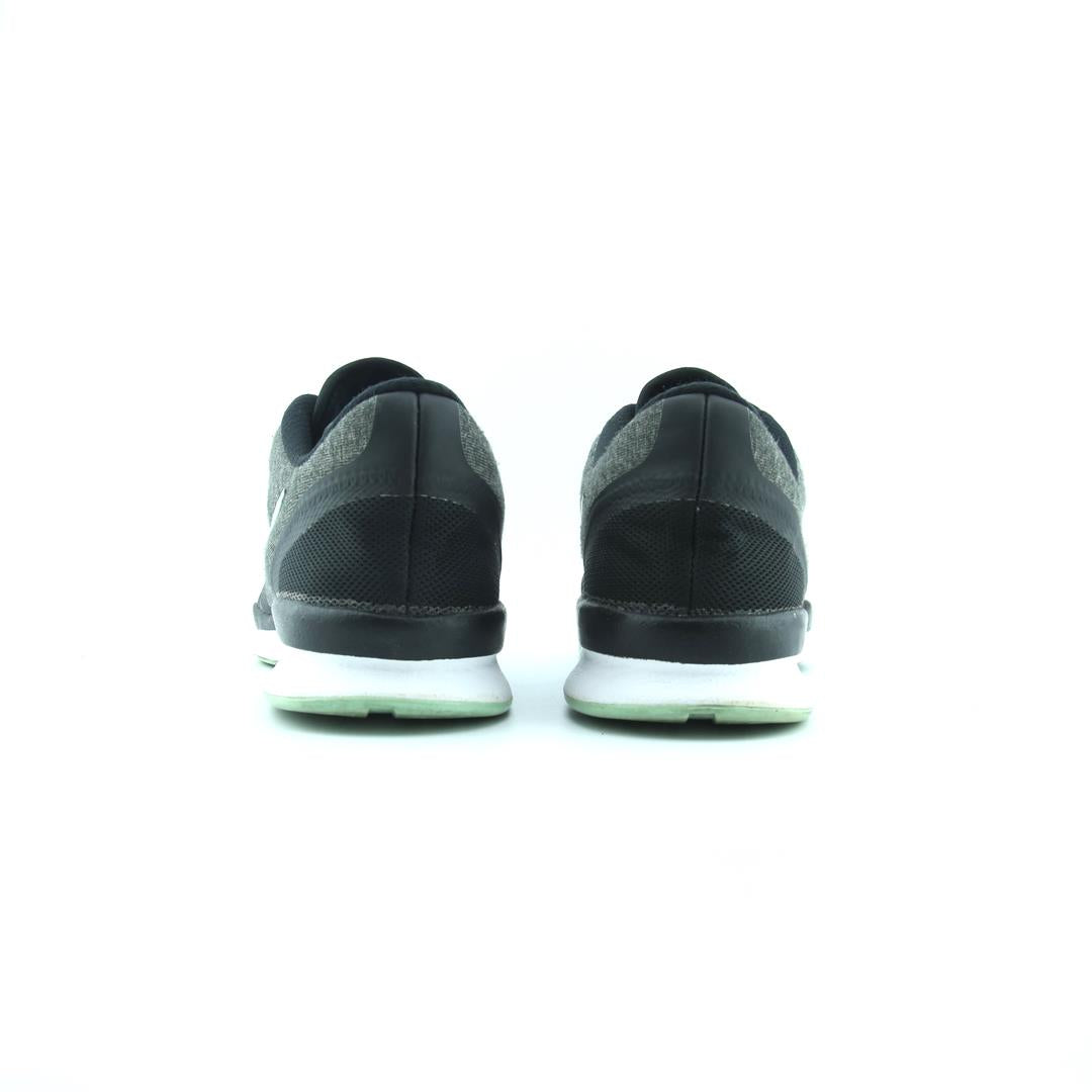 NIKE IN SEASON 4
