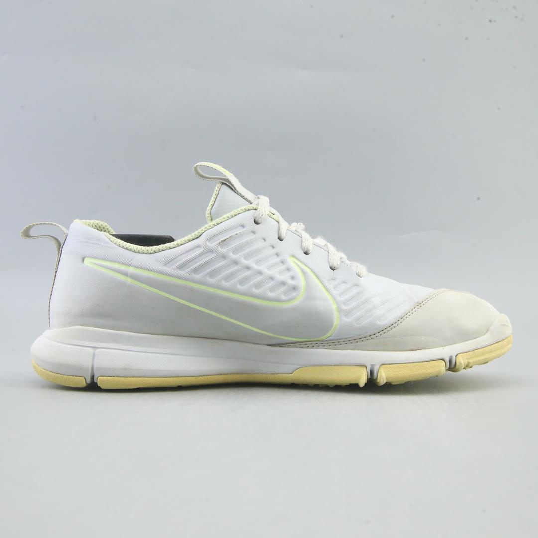 NIKE  EXPLORER 2