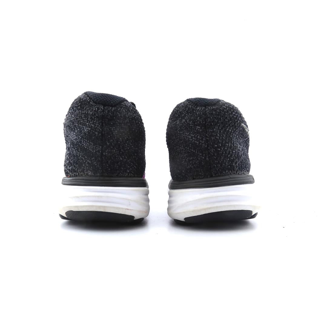 NIKE  FLYKNIT LUNAR 3