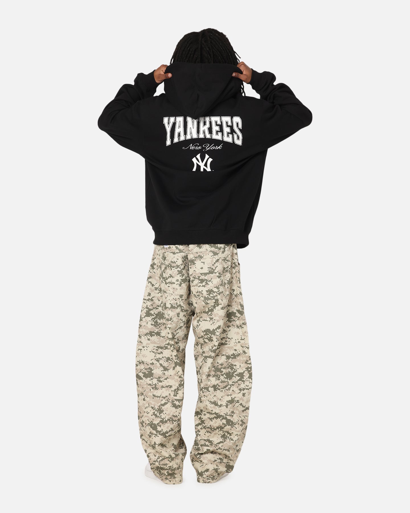 Majestic Athletic New York Yankees Champs Serial Mono Hoodie Black