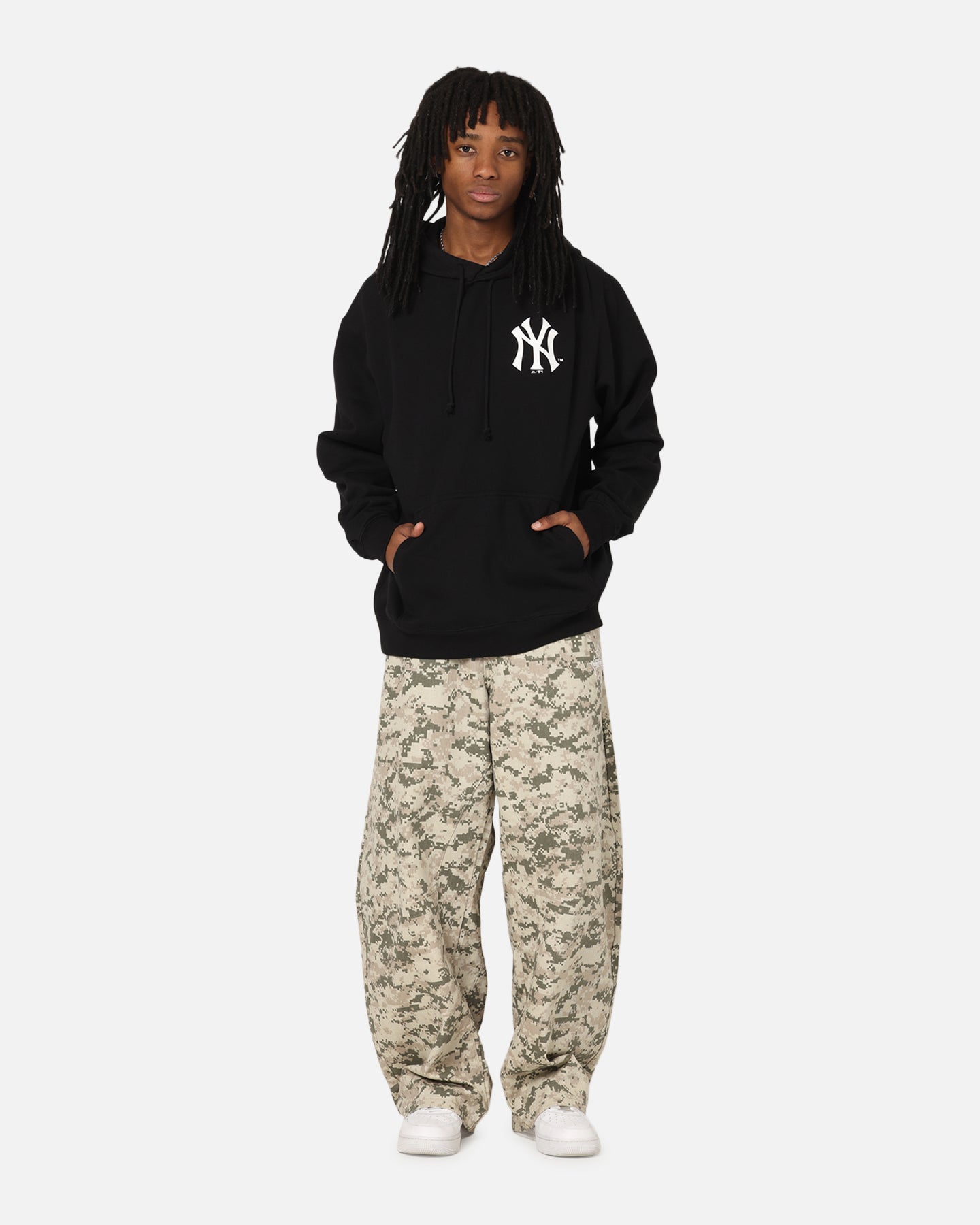 Majestic Athletic New York Yankees Champs Serial Mono Hoodie Black