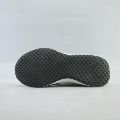 NIKE REVOLUTION 5