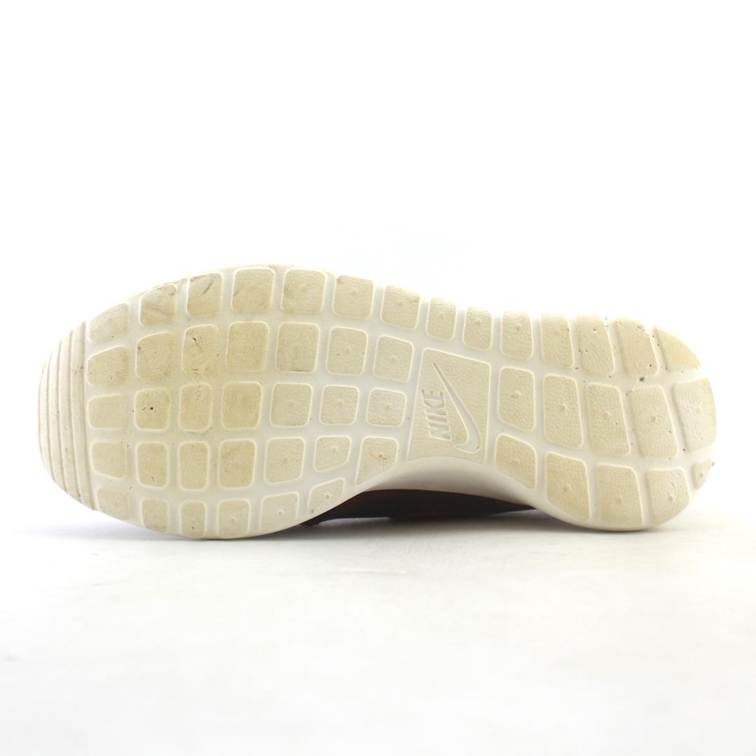NIKE ROSHEN 1