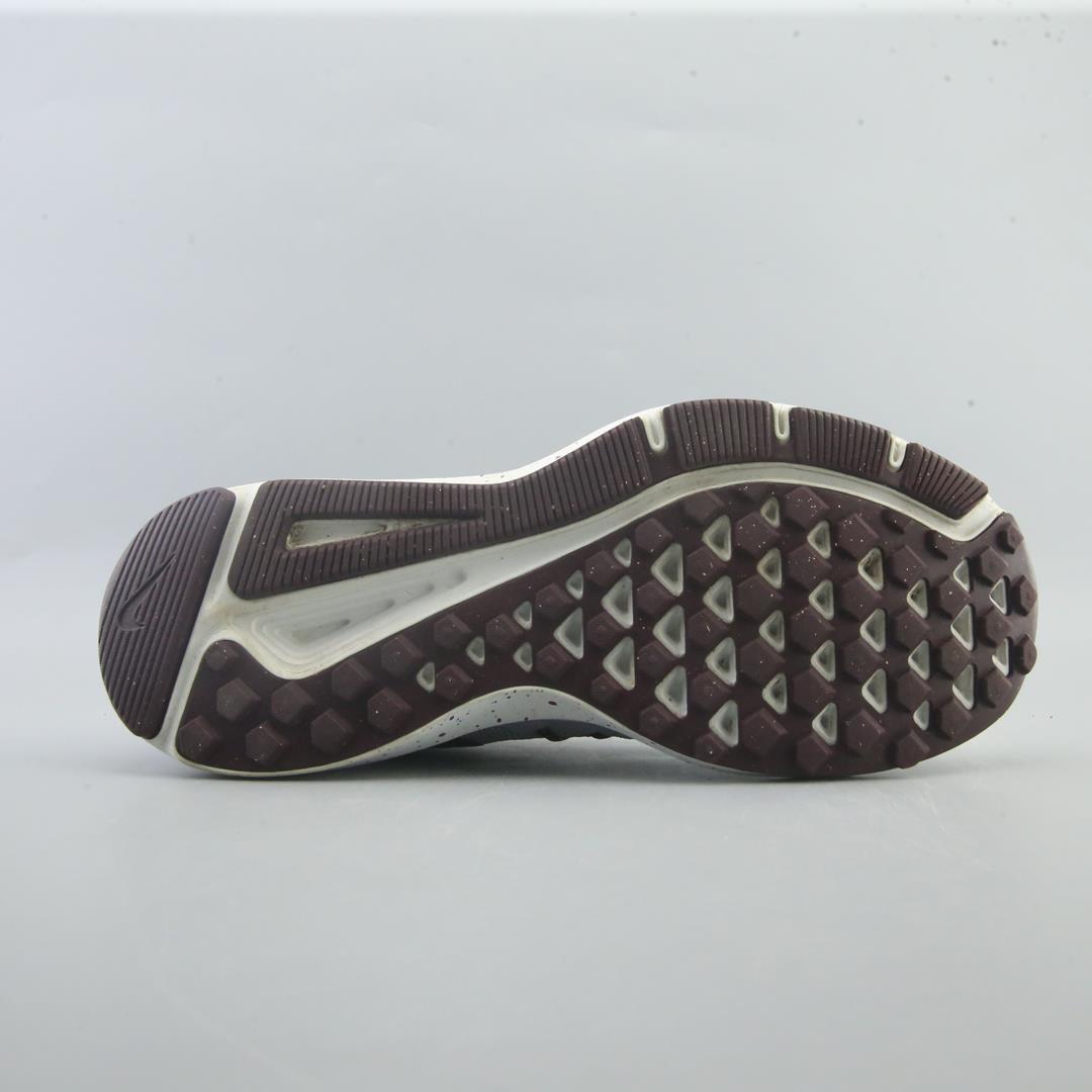 NIKE RUN SWIFT