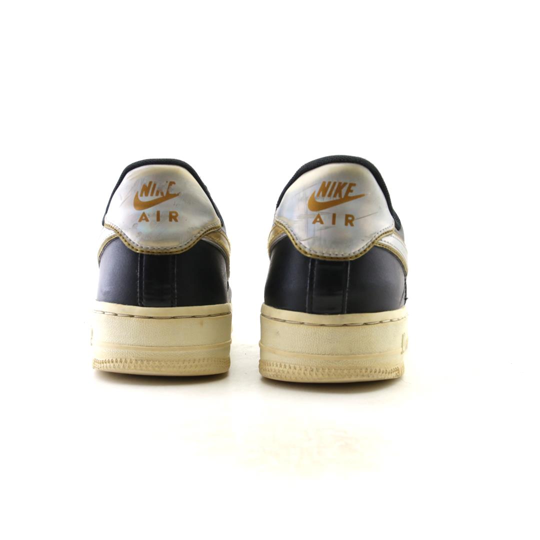 NIKE AIR FORCE 1 LOW