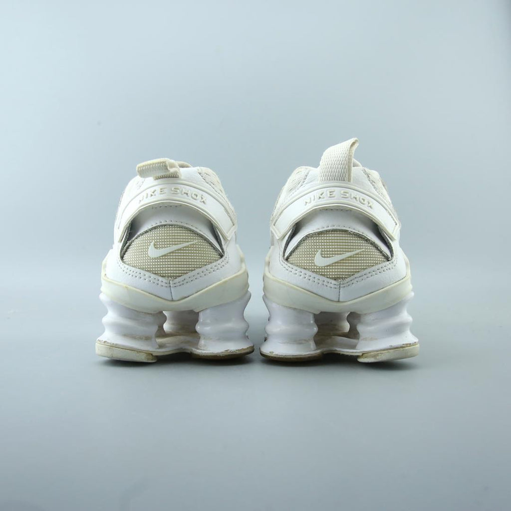 NIKE SHOX TL NOVA