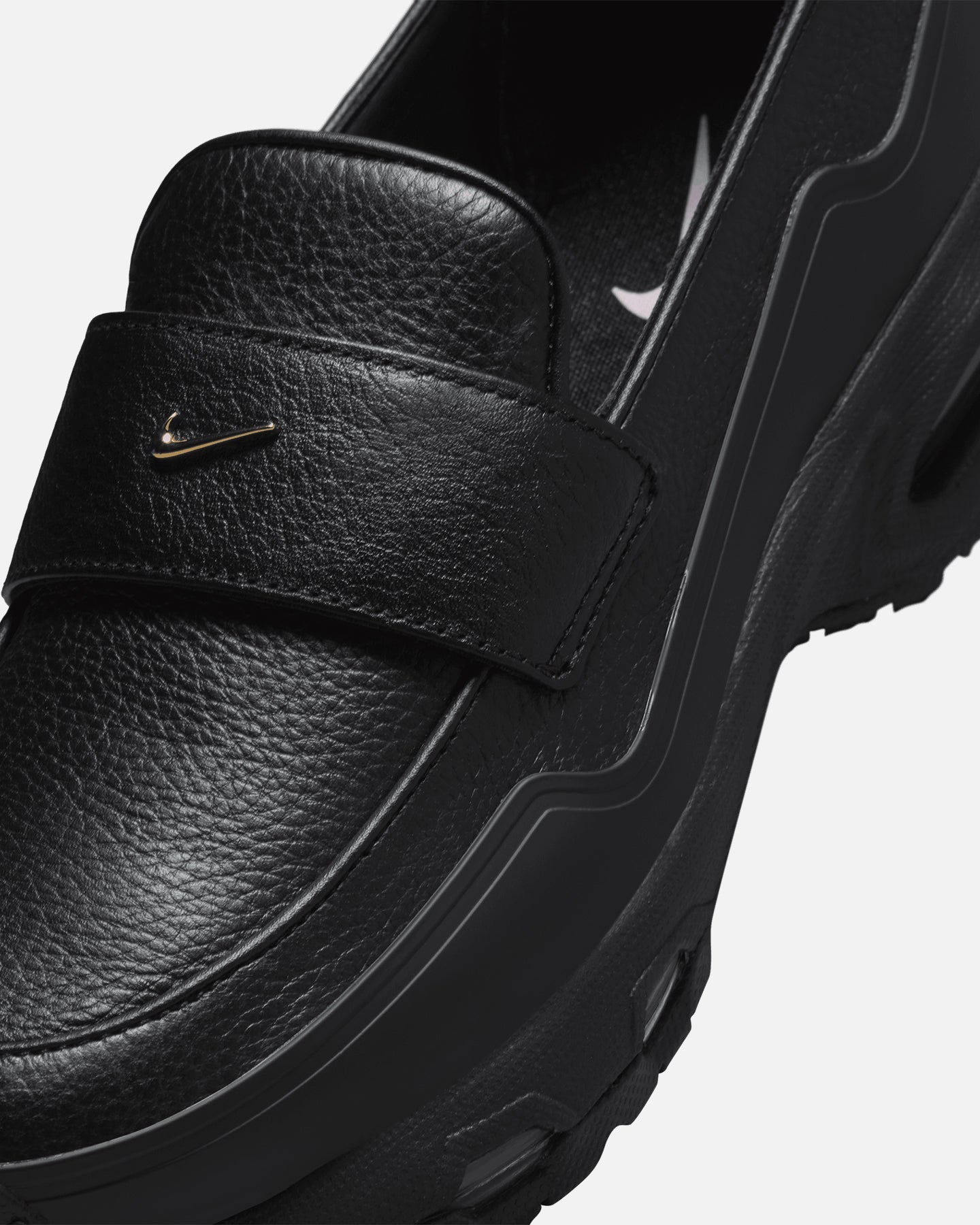 Nike Women's Air Max Phenomena Black/Metallic