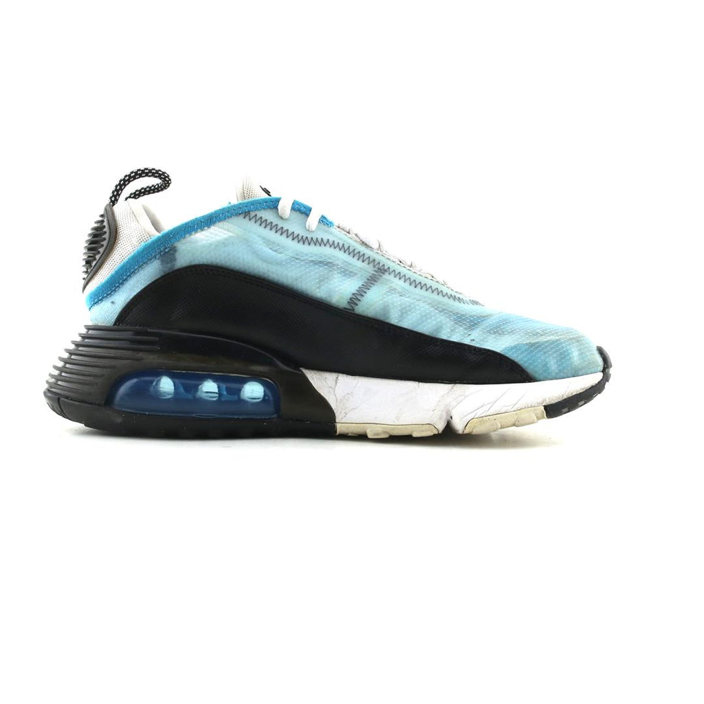 NIKE AIR MAX 2090