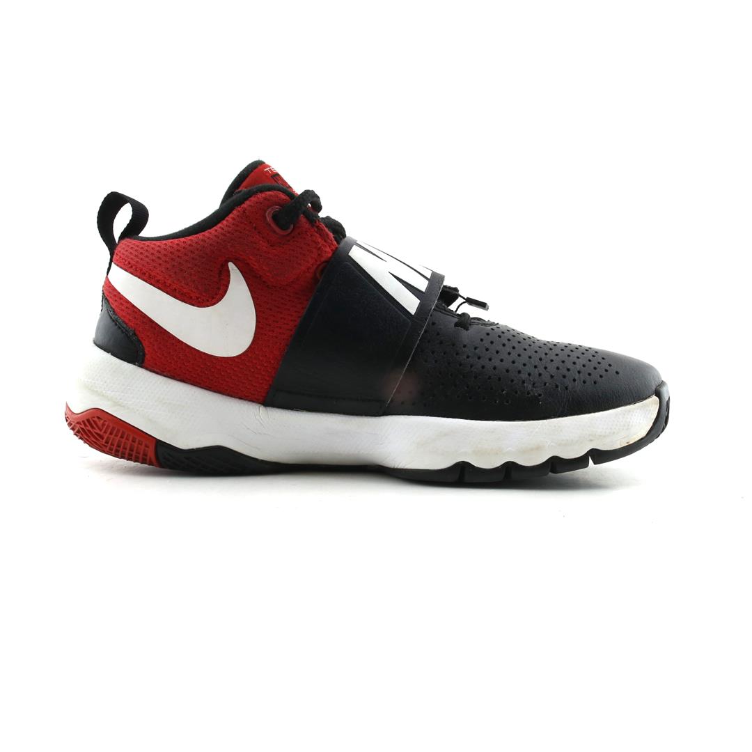 NIKE TEAM HUSTLE D 8