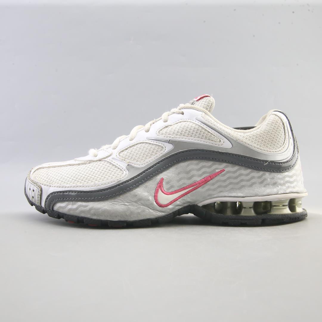 NIKE  REAX RUN 5