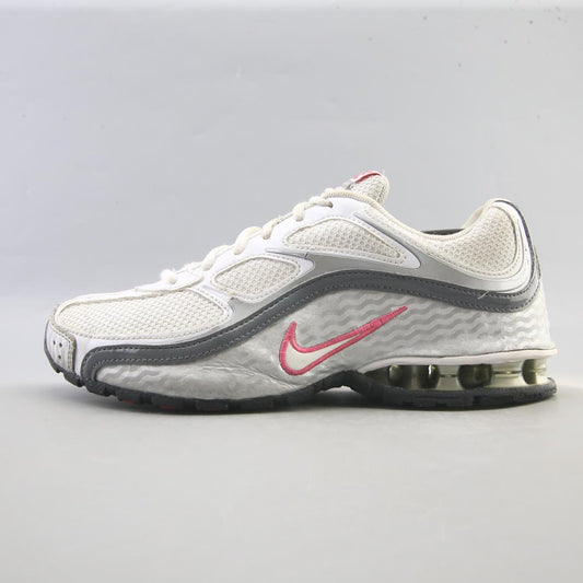 NIKE  REAX RUN 5