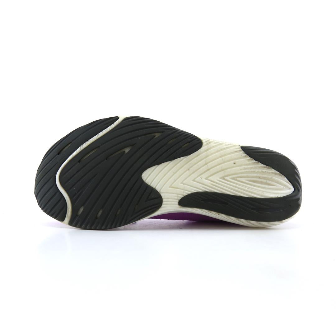 NEW BALANCE FUELCELL REBEL V3