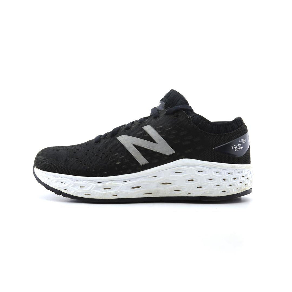 NEW BALANCE  FRESH FOAM VONGO V4