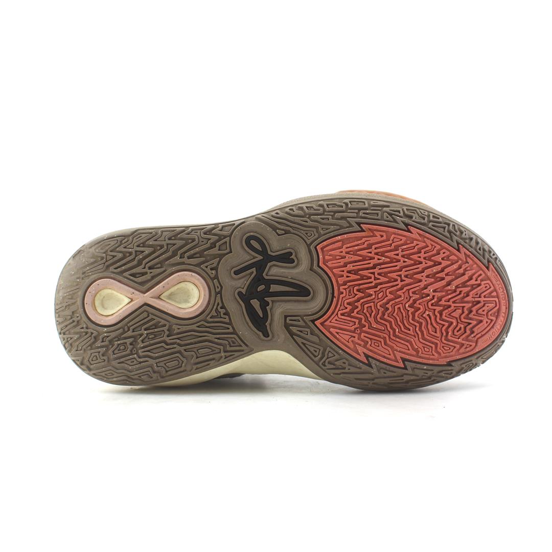 NIKE KYRIE INFINITY