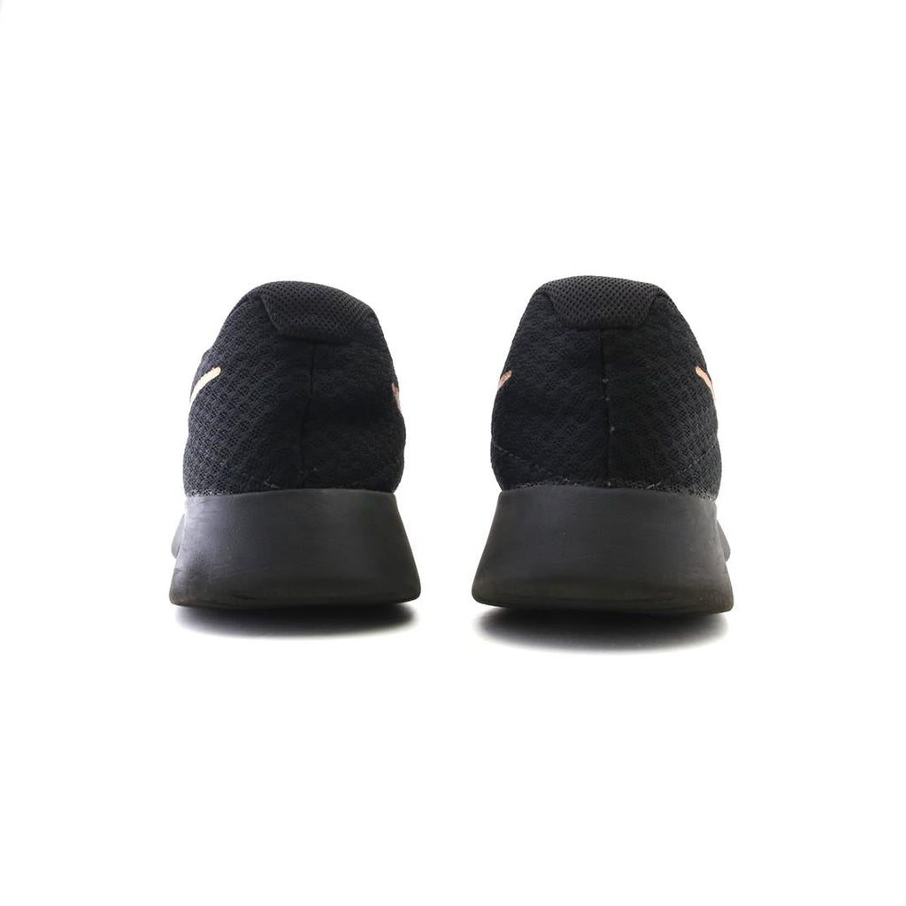 NIKE TANJUN