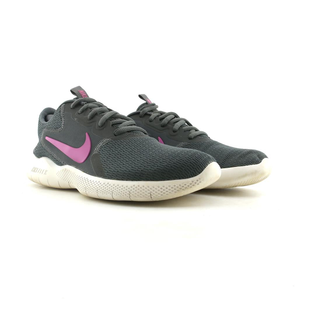 NIKE FLEX EXPERIENCE RUN 9