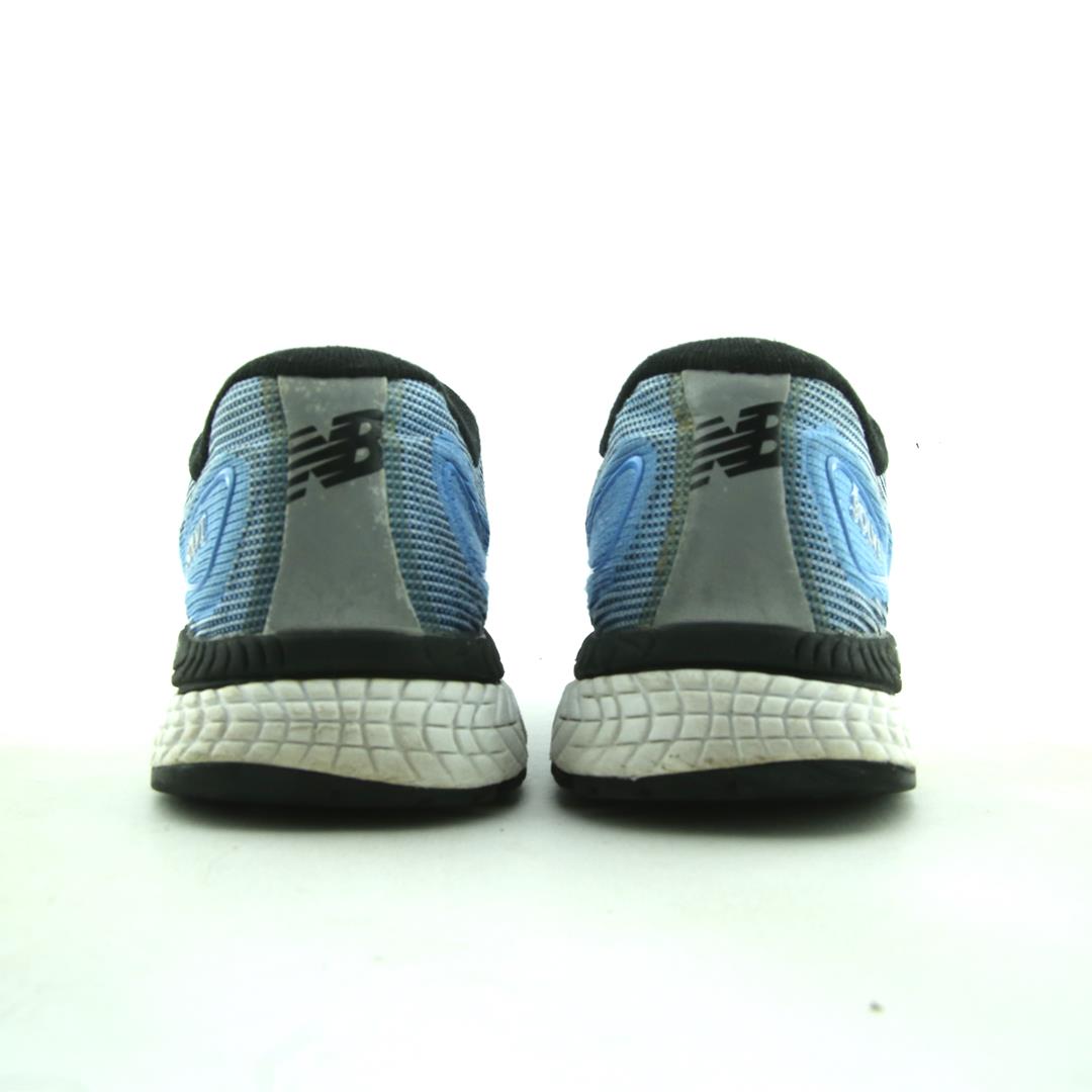 NEW BALANCE SOLVI V2