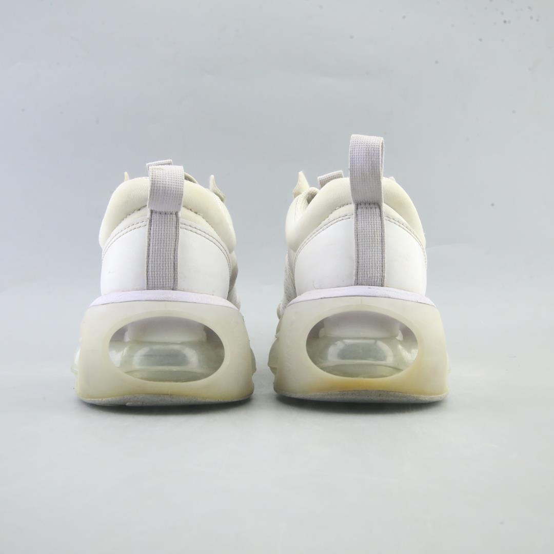 NIKE AIR MAX 2021
