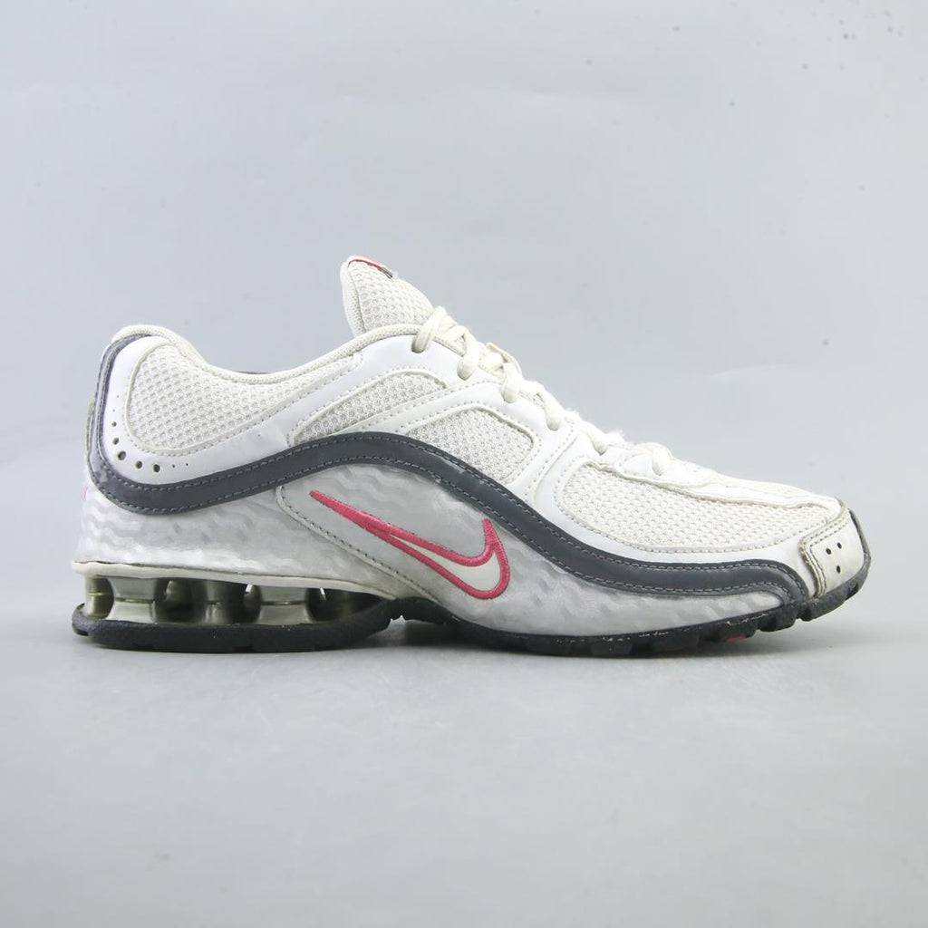 NIKE REAX RUN 5