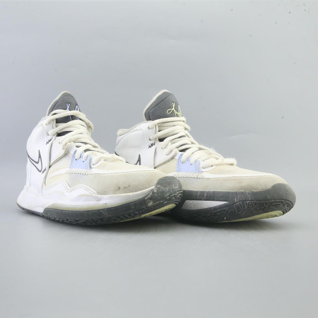 NIKE KYRIE INFINITY