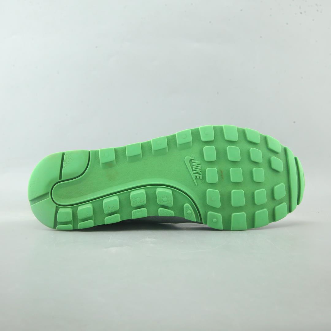 NIKE MD RUNNER 2