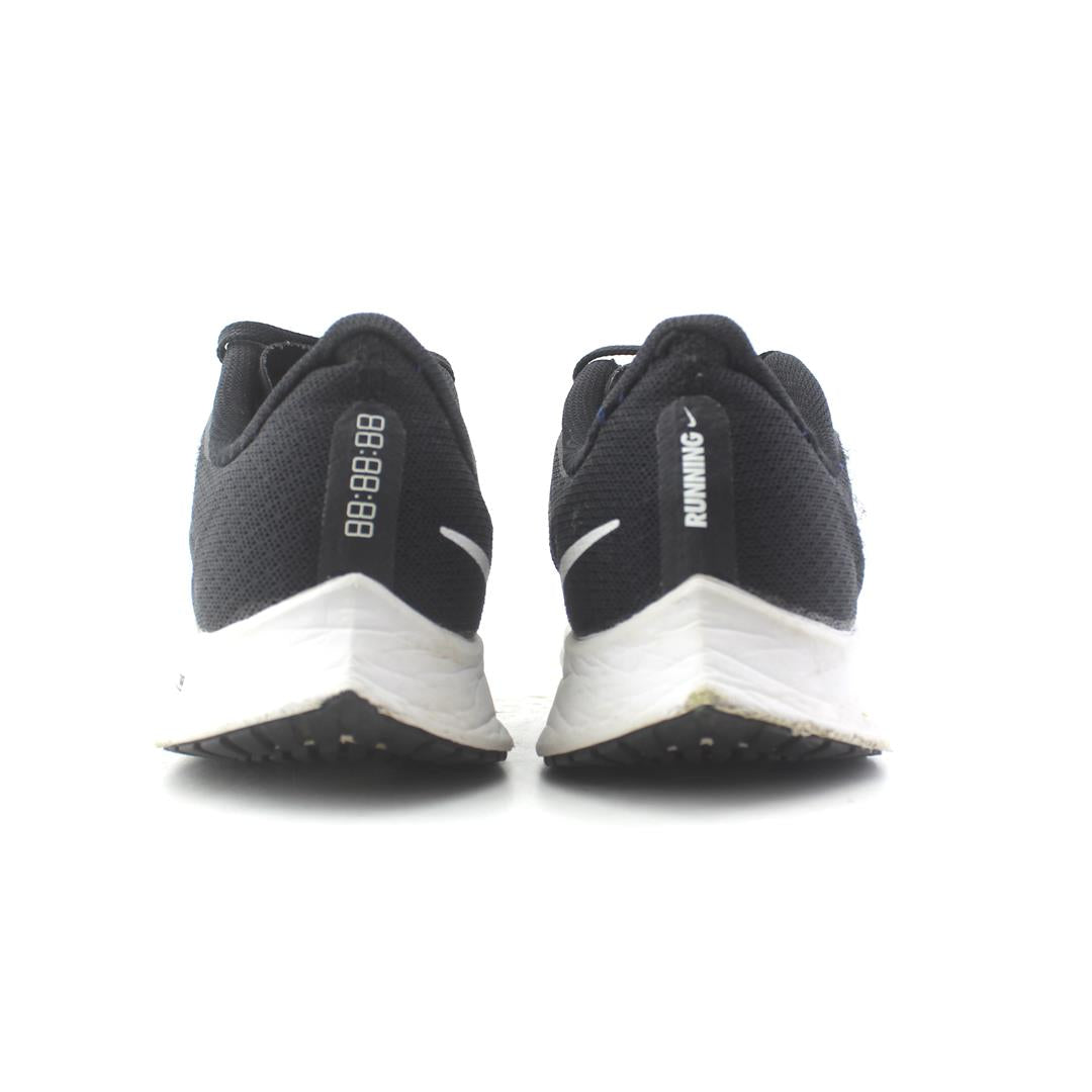 NIKE ZOOM RIVAL FLY