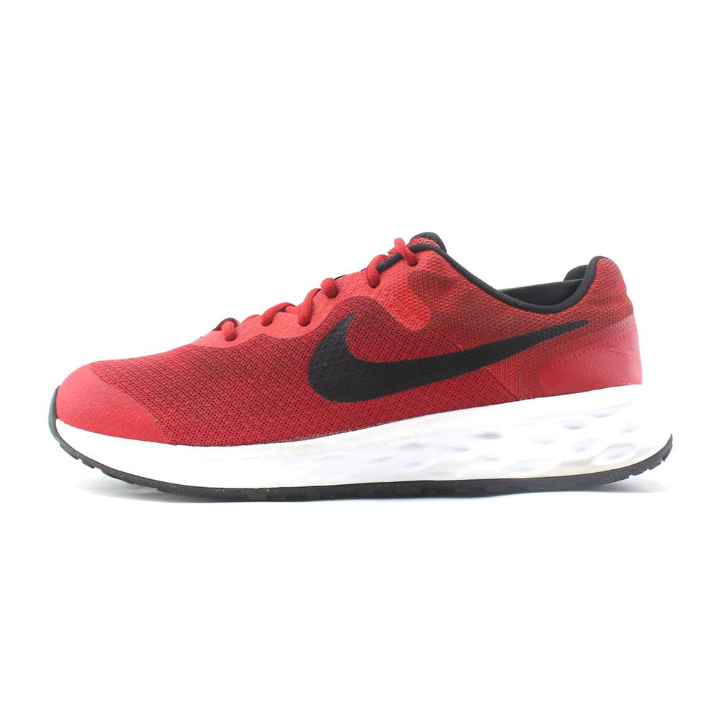 NIKE REVOLUTION 6