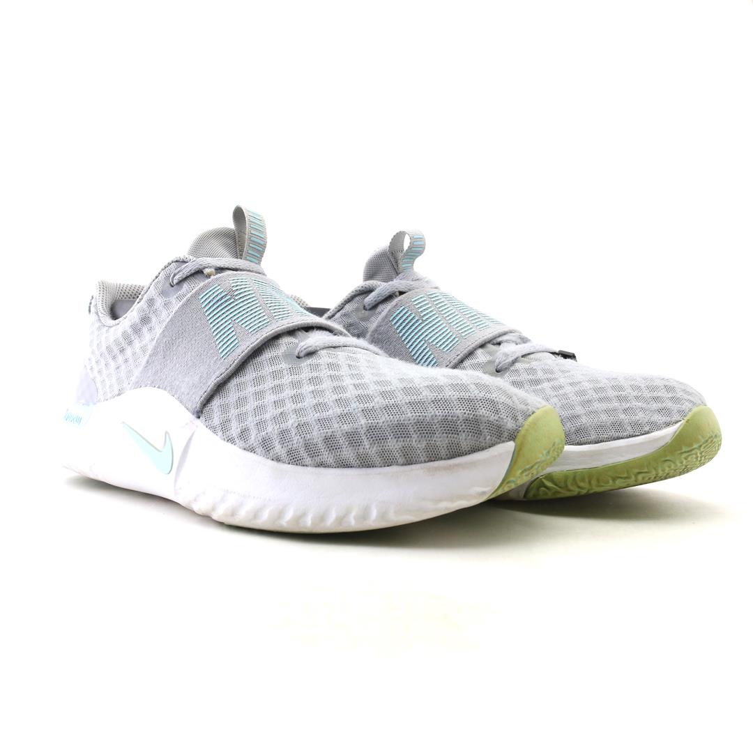 NIKE IN-SEASON TR 9