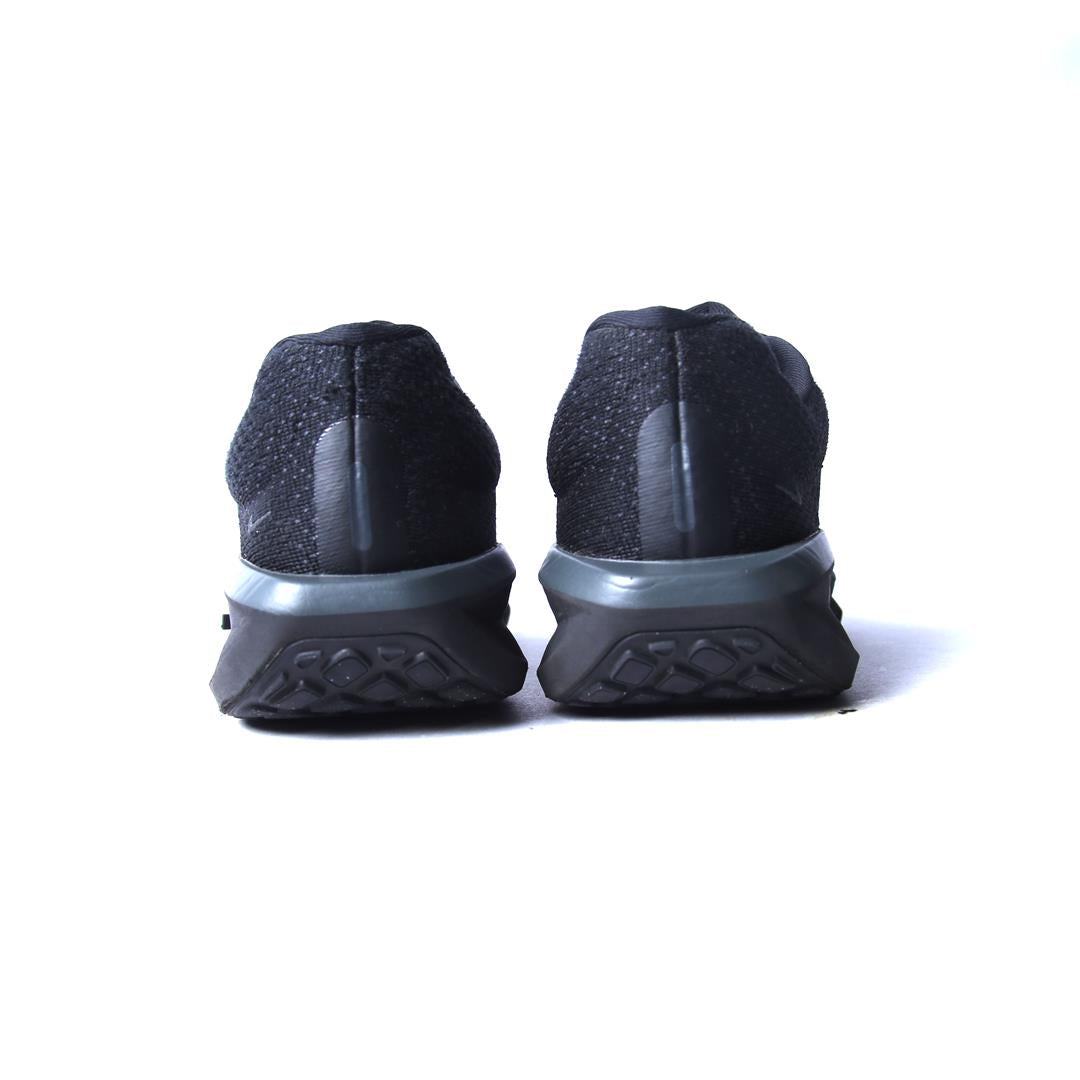 NIKE WINFLO 11