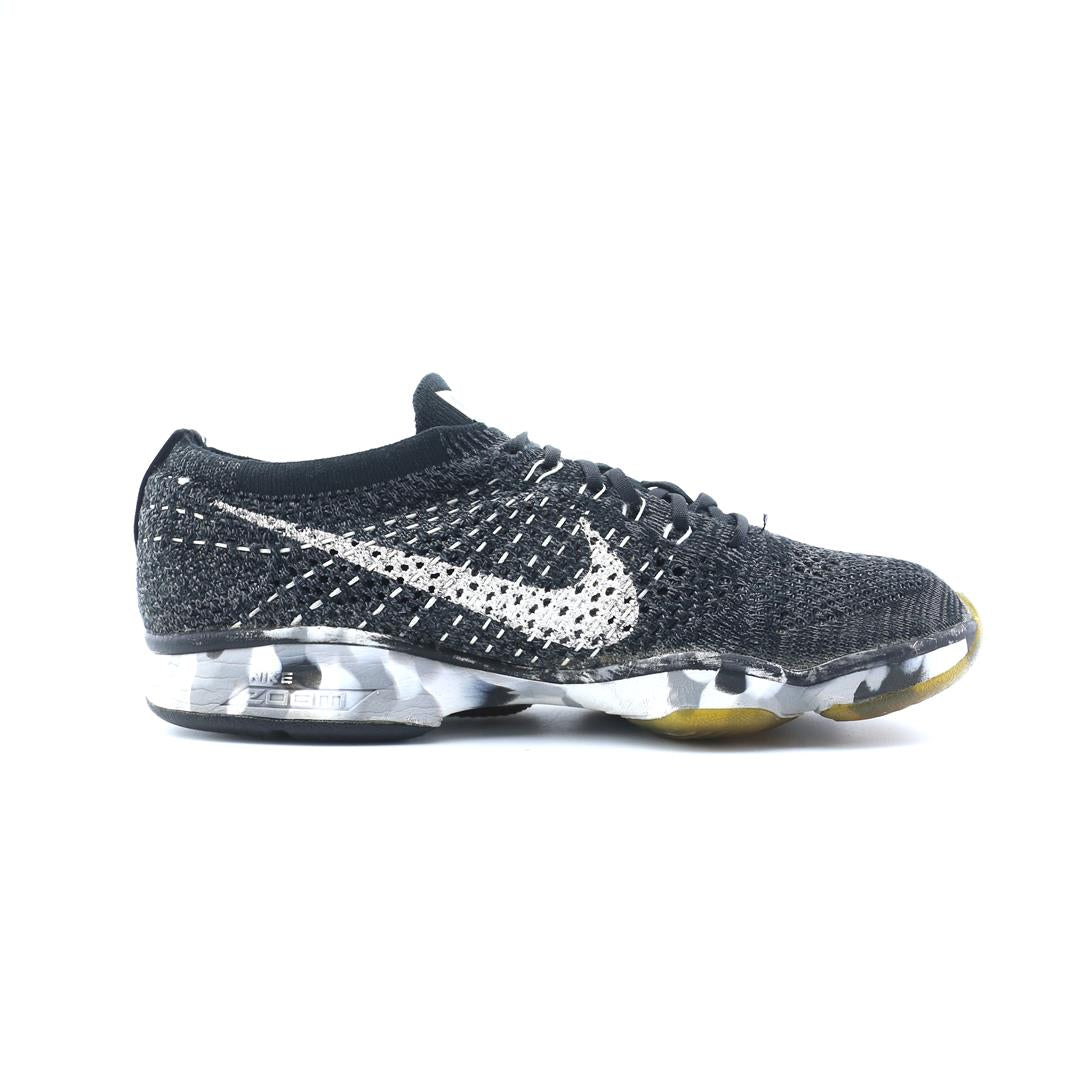 NIKE  FLYKNIT ZOOM
