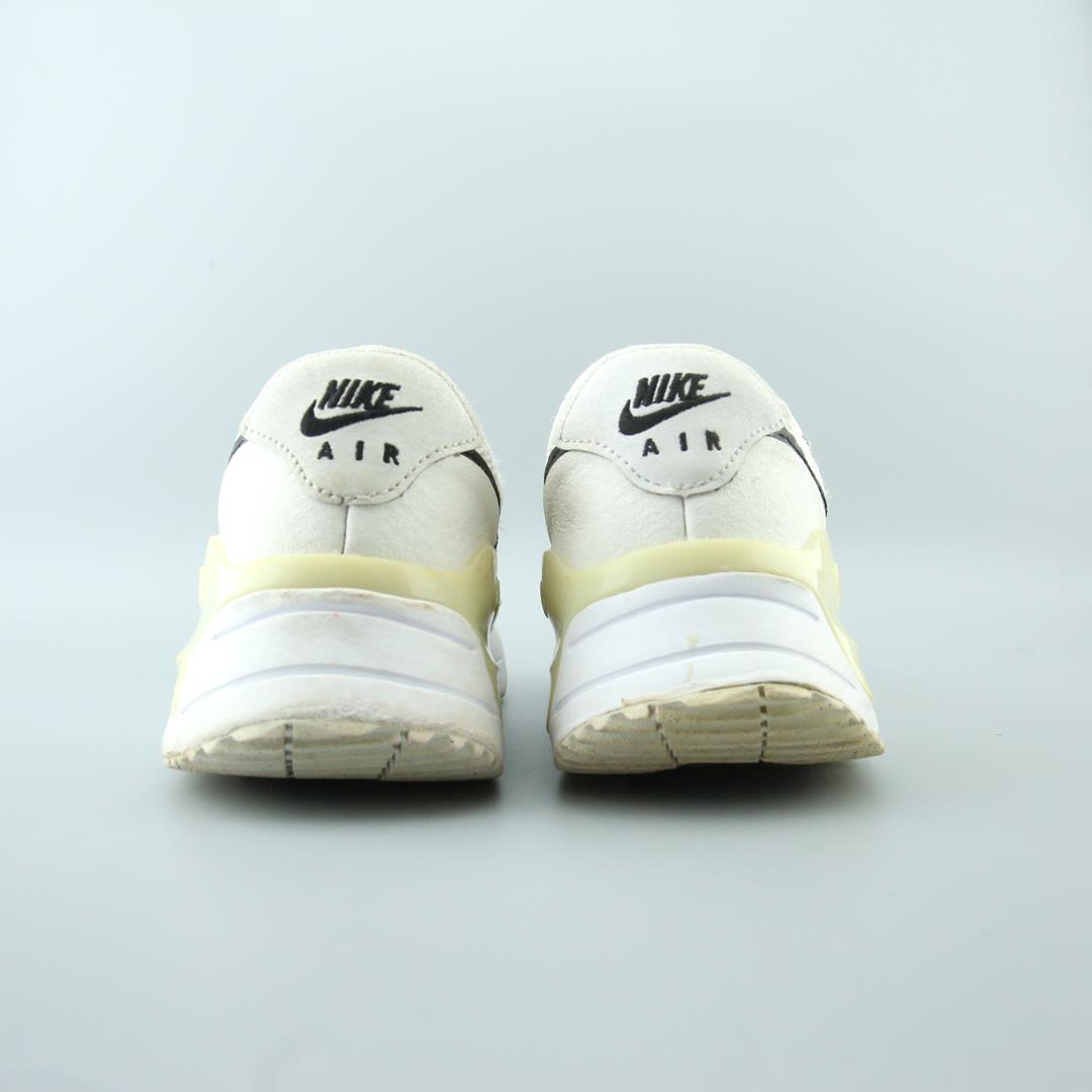 NIKE AIR MAX SYSTM