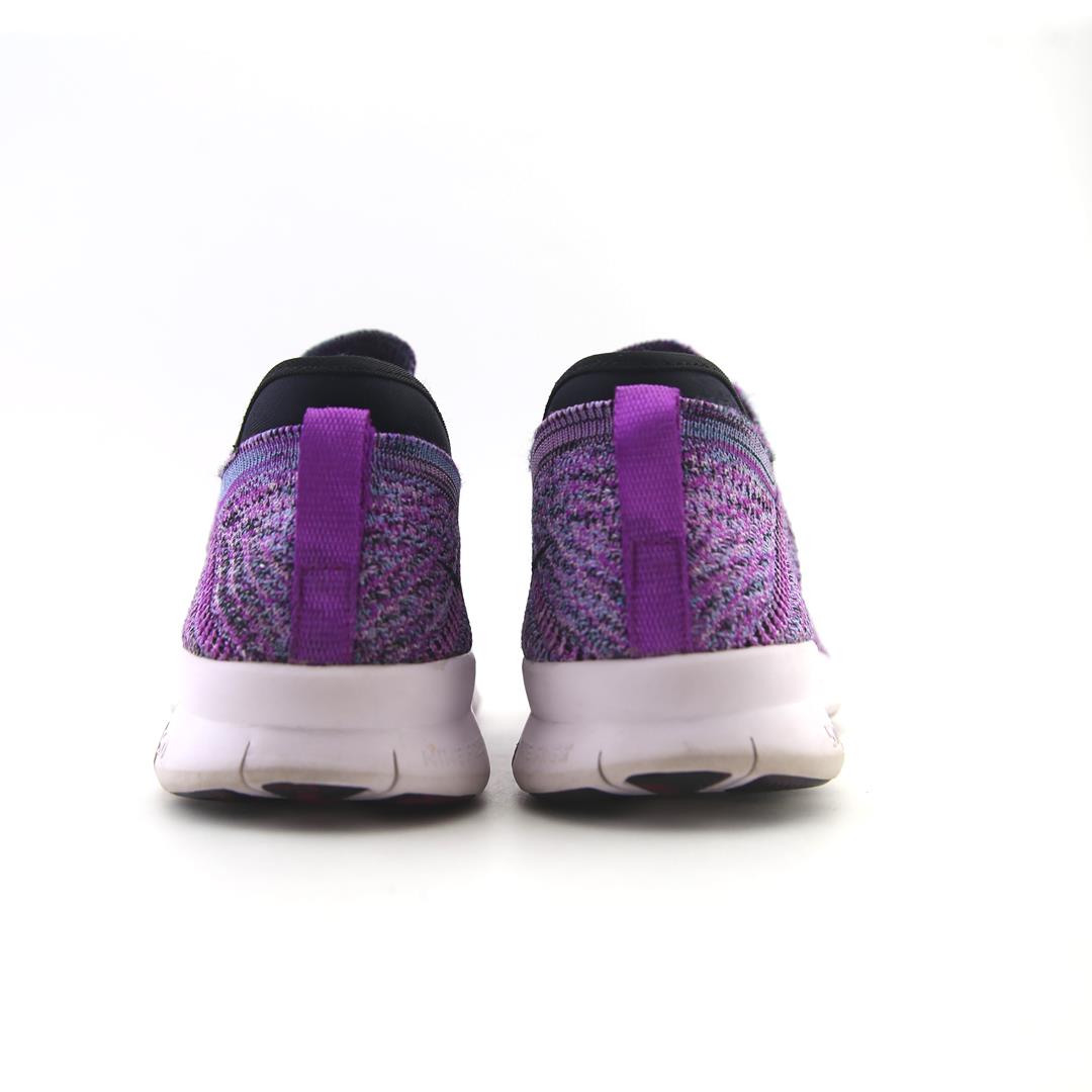 NIKE TR 5 FLYKNIT