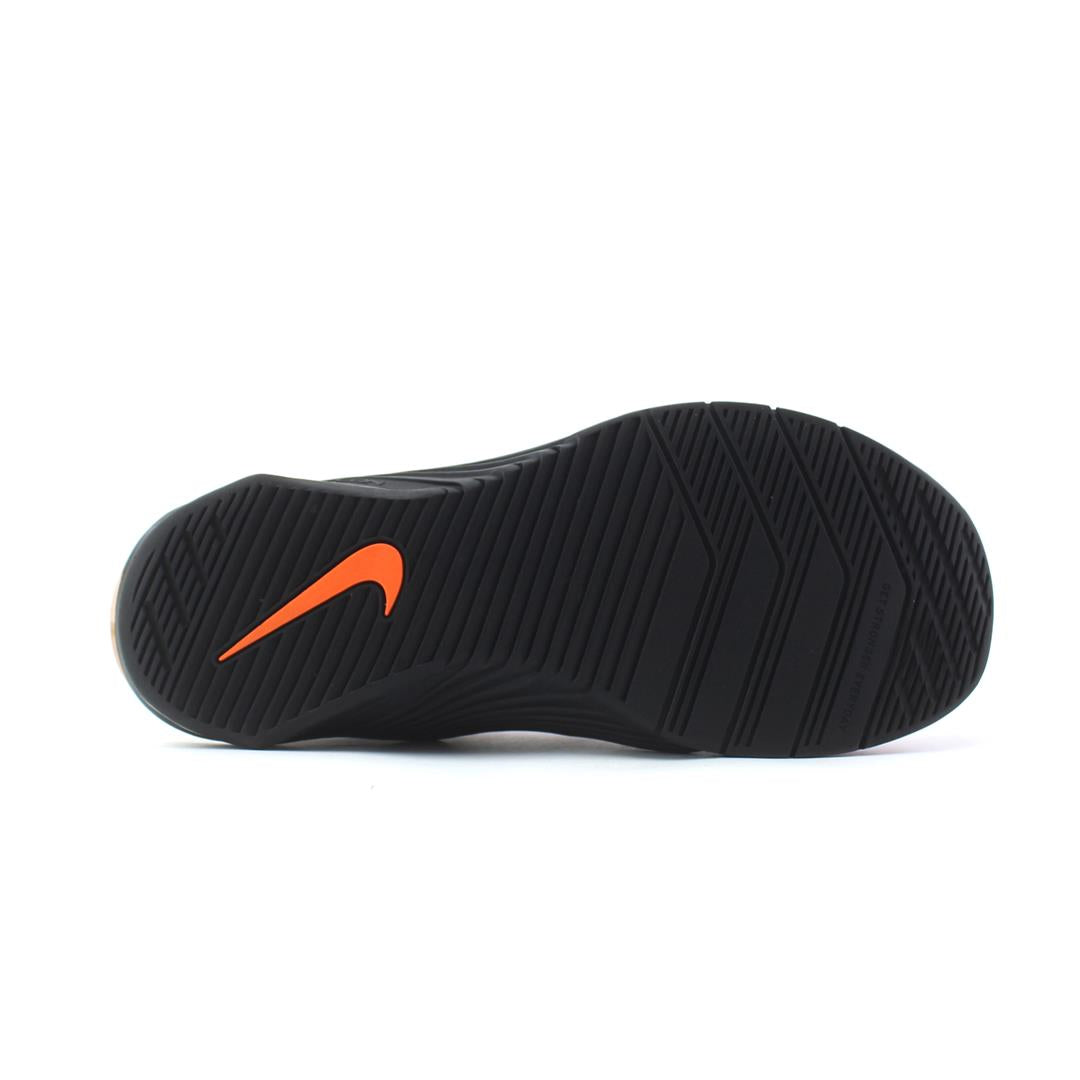 NIKE METCON 6