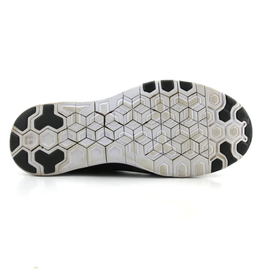 NIKE FREE TR FIT 5
