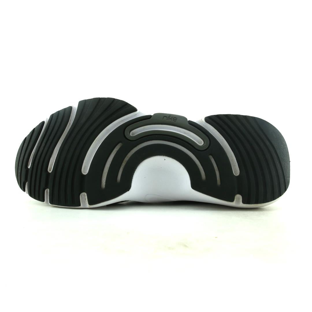 NIKE IN-SEASON TR 13