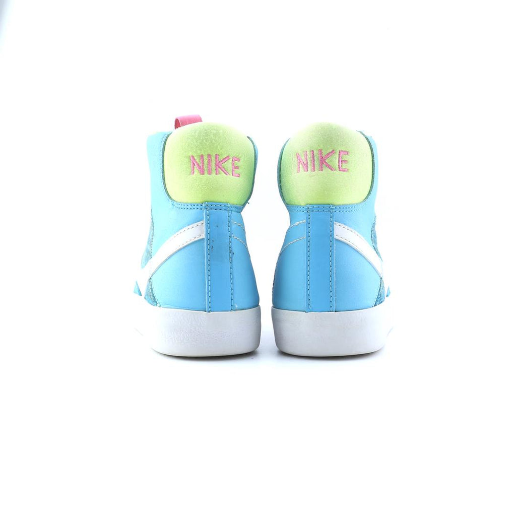 NIKE BLAZER MID '77
