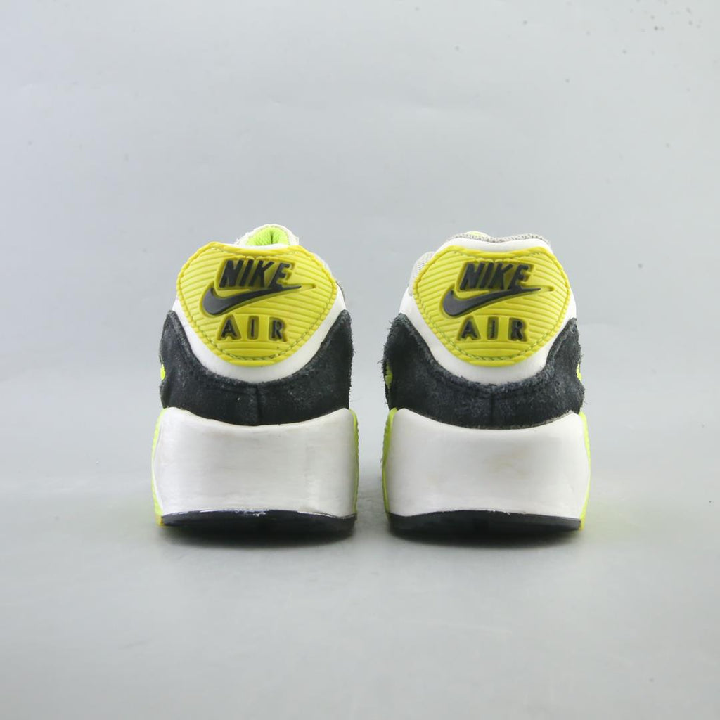 NIKE  AIR MAX 90