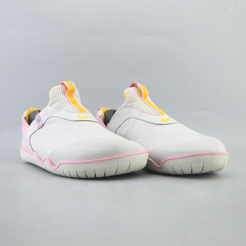 NIKE  ZOOM PULSE