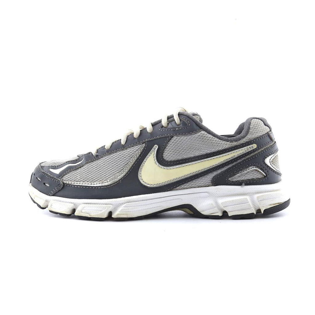 NIKE  INCINERATE