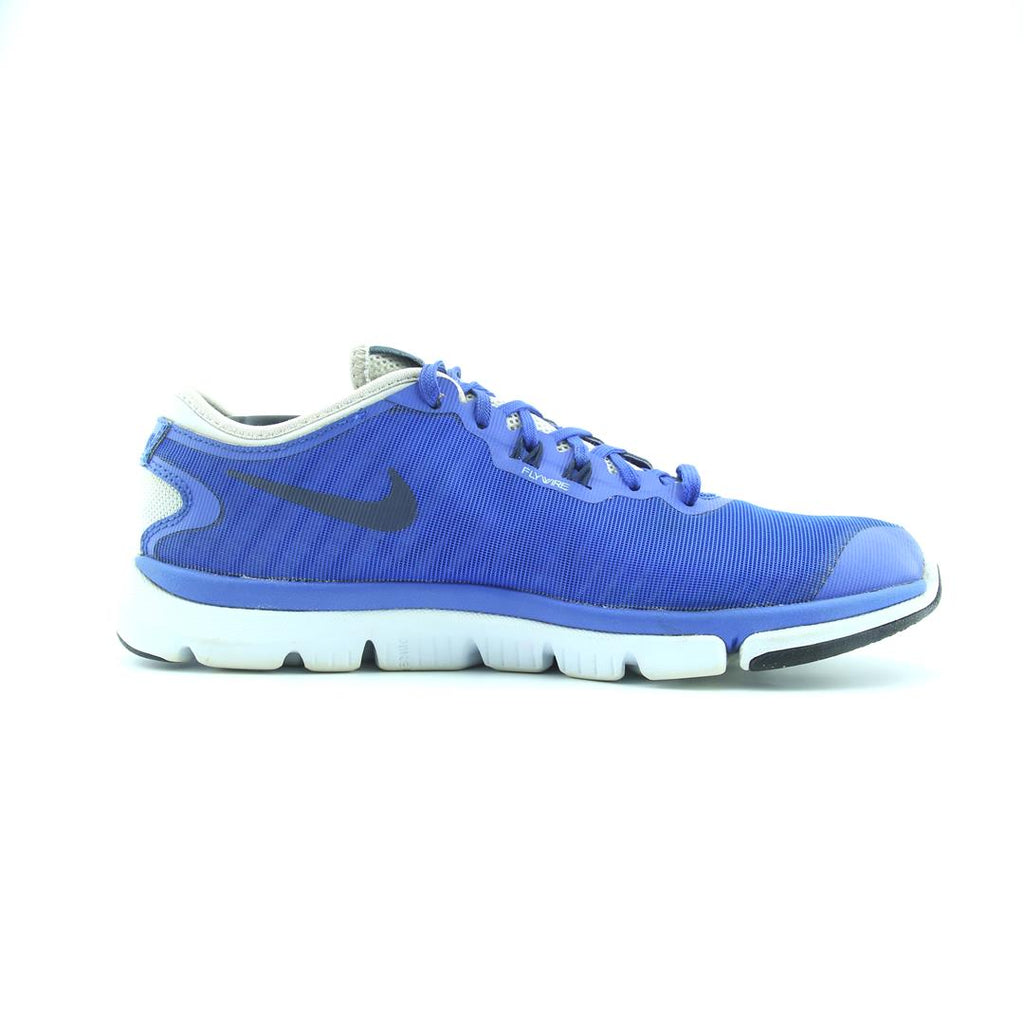 NIKE  FLEX SUPREME TR 4
