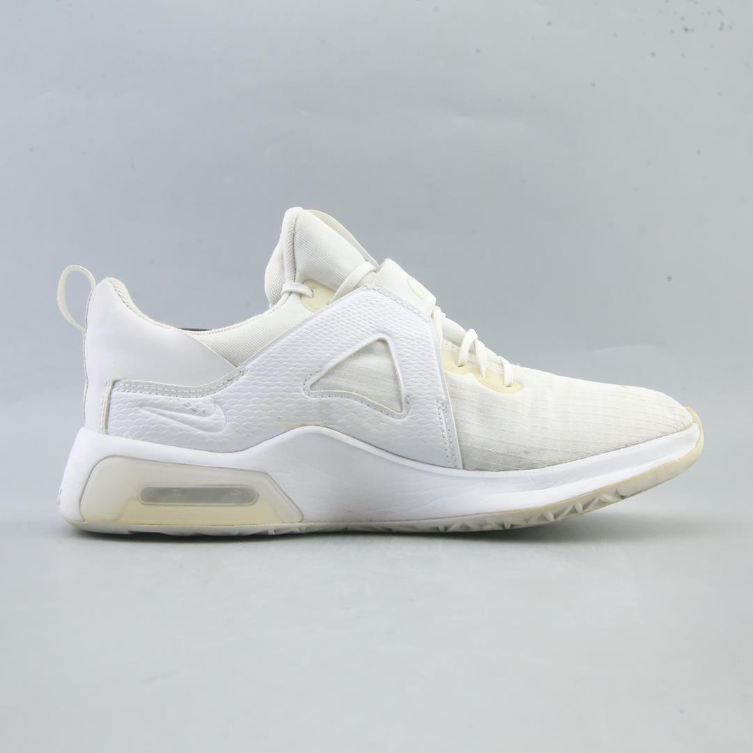 NIKE AIR MAX BELLA TR 5