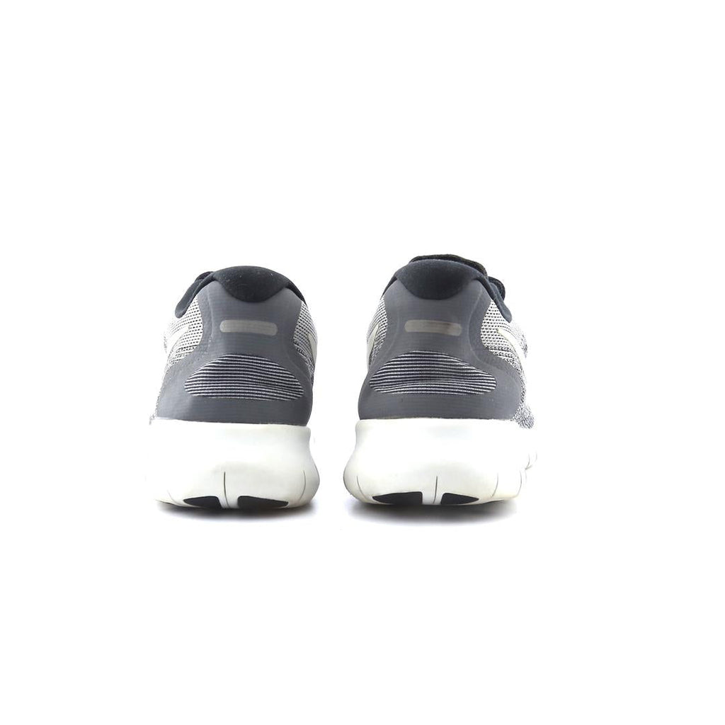 NIKE FREE RN