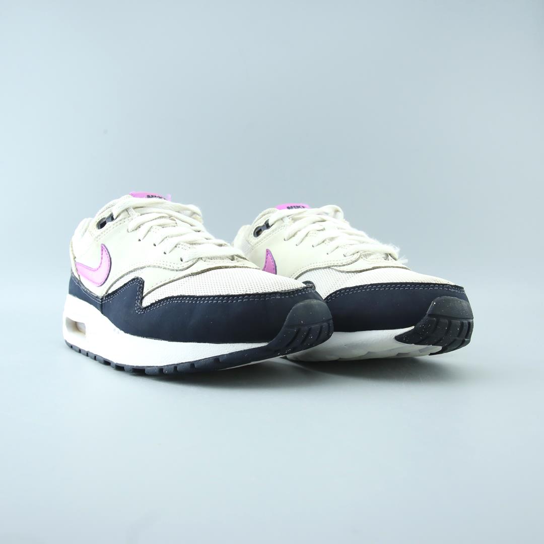 NIKE  AIR MAX 1