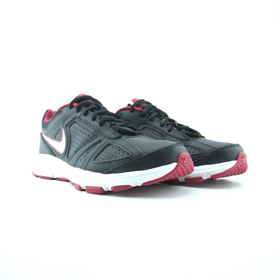 NIKE T-LITE XI