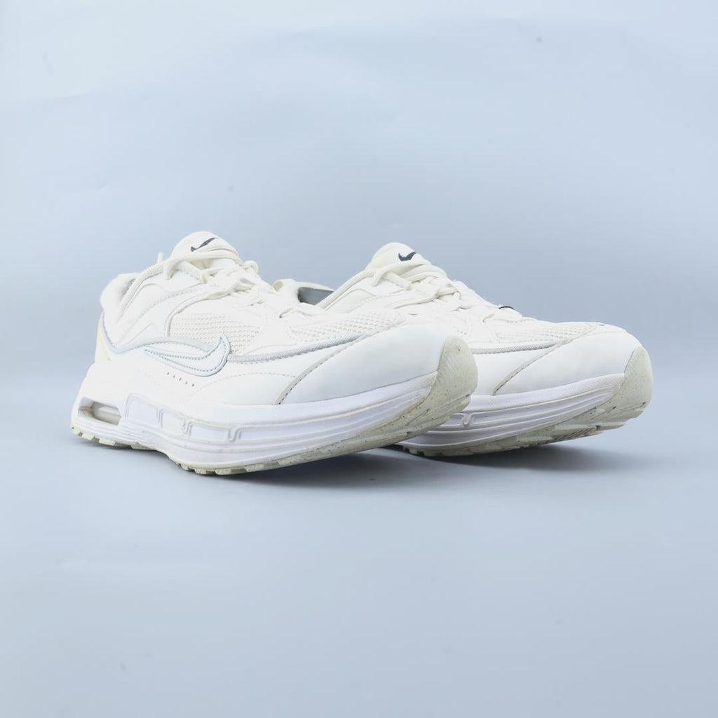 NIKE AIR MAX BLISS