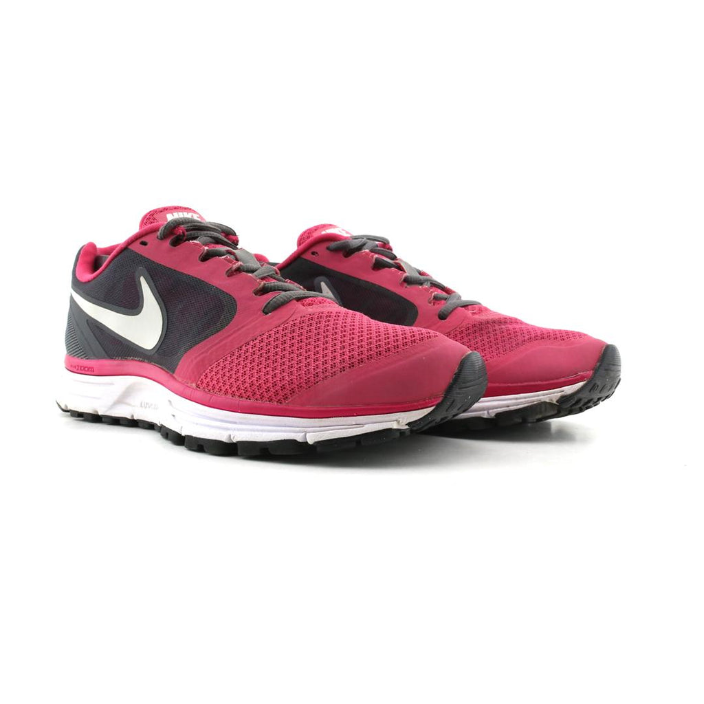 NIKE  ZOOM VOMERO PLUS 8