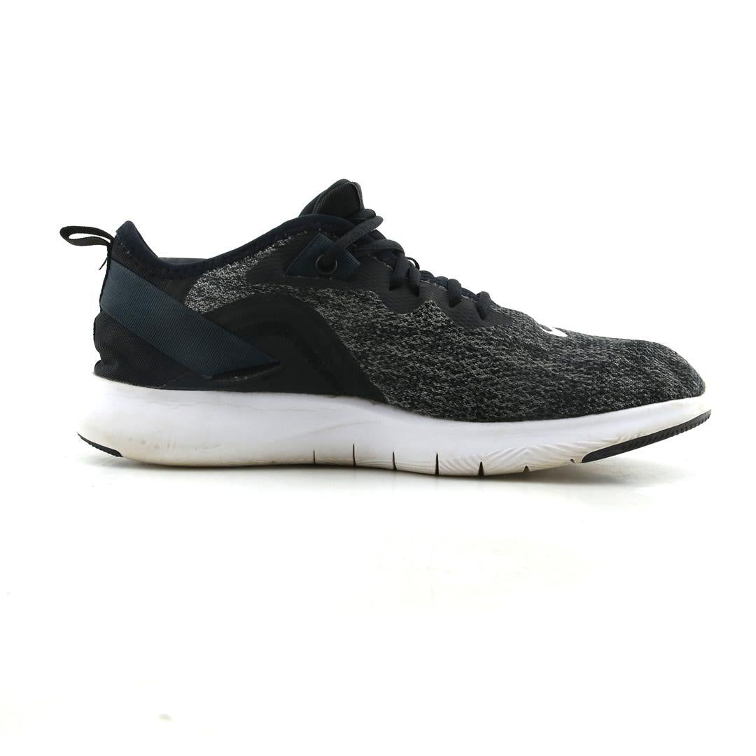 NIKE FLEX TR 9